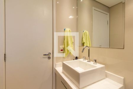 Apartamento à venda com 348m², 4 quartos e 4 vagas Apartamento à venda com 348m², 4 quartos e 4 vagasBanheiro