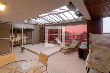 Apartamento à venda com 348m², 4 quartos e 4 vagas Apartamento à venda com 348m², 4 quartos e 4 vagasQuintal e spa