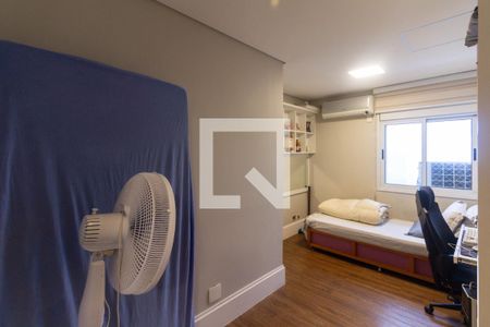 Apartamento à venda com 348m², 4 quartos e 4 vagas Apartamento à venda com 348m², 4 quartos e 4 vagasQuarto 3