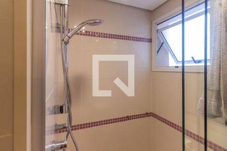 Apartamento à venda com 348m², 4 quartos e 4 vagas Apartamento à venda com 348m², 4 quartos e 4 vagasBanheiro do quarto 2