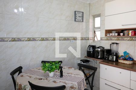 Apartamento à venda com 72m², 2 quartos e sem vagaCozinha