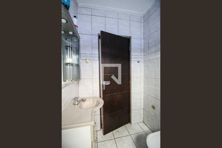 Casa para alugar com 115m², 3 quartos e 2 vagasBanheiro