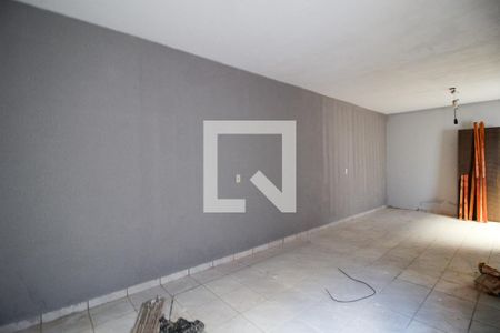 Casa para alugar com 115m², 3 quartos e 2 vagasEdícula