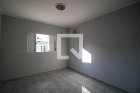Casa para alugar com 115m², 3 quartos e 2 vagasQuarto 2