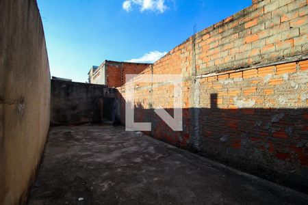 Casa para alugar com 115m², 3 quartos e 2 vagasQuintal