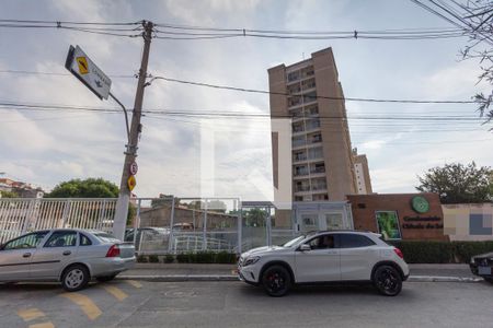 Apartamento para alugar com 49m², 2 quartos e 1 vaga Apartamento para alugar com 49m², 2 quartos e 1 vagaFachada