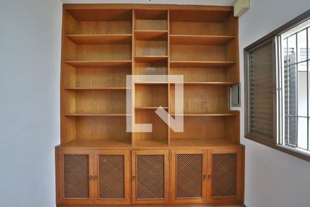 Casa à venda com 293m², 4 quartos e 2 vagasQuarto 3