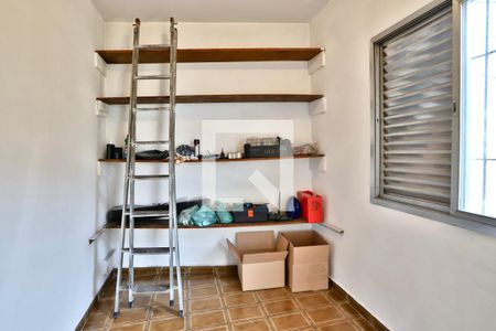 Casa à venda com 293m², 4 quartos e 2 vagasCloset