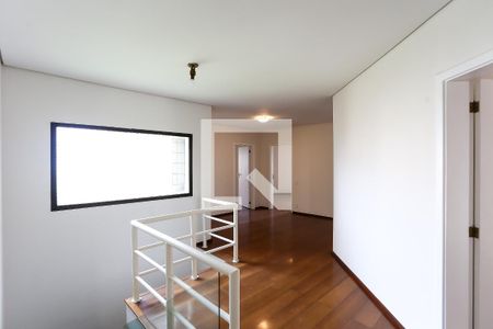 Corredor de apartamento para alugar com 5 quartos, 505m² em Paraíso do Morumbi, São Paulo