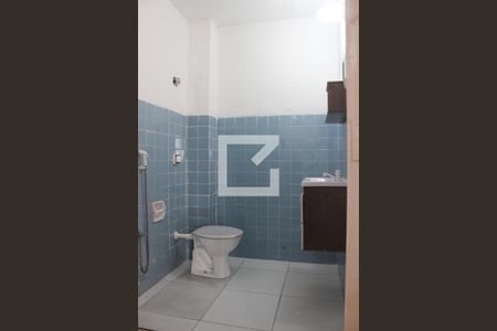 Banheiro de apartamento para alugar com 1 quarto, 40m² em Centro, São Vicente