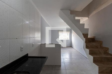 Sala e Cozinha Integrada de casa para alugar com 3 quartos, 100m² em Vila Dalila, São Paulo