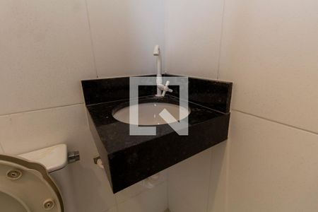 Casa para alugar com 100m², 3 quartos e sem vaga Casa para alugar com 100m², 3 quartos e sem vagaBanheiro Suíte