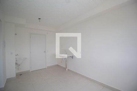 Sala/Cozinha de apartamento para alugar com 2 quartos, 32m² em Piqueri, São Paulo