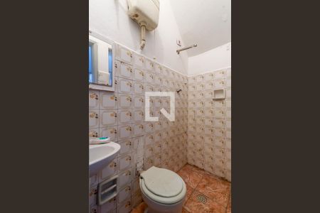 Banheiro de casa para alugar com 1 quarto, 30m² em Parque Edu Chaves, São Paulo