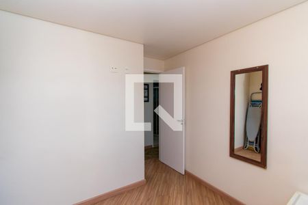 Quarto 2 de apartamento à venda com 3 quartos, 75m² em Vila Paulo Silas, São Paulo