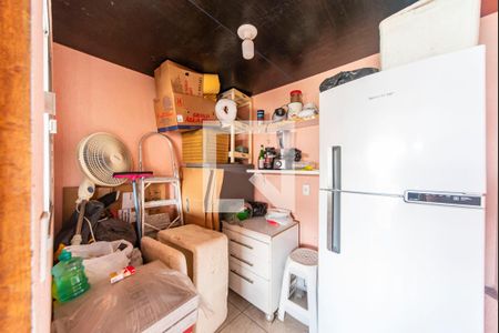 Casa à venda com 200m², 3 quartos e 3 vagas Casa à venda com 200m², 3 quartos e 3 vagasDespensa