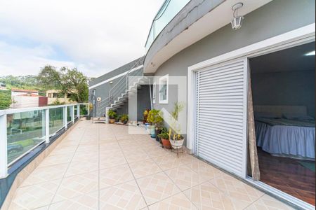 Casa à venda com 200m², 3 quartos e 3 vagas Casa à venda com 200m², 3 quartos e 3 vagasVaranda da Suíte/Quarto 1