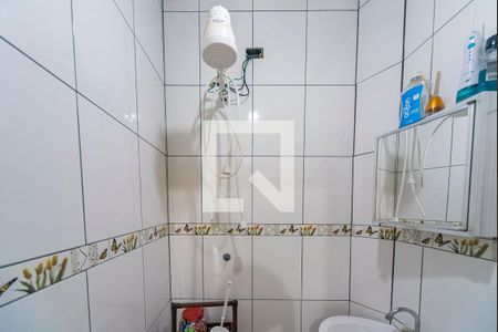 Casa à venda com 200m², 3 quartos e 3 vagas Casa à venda com 200m², 3 quartos e 3 vagasBanheiro do térreo