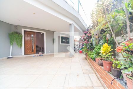 Casa à venda com 200m², 3 quartos e 3 vagas Casa à venda com 200m², 3 quartos e 3 vagasGaragem