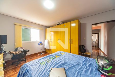 Casa à venda com 200m², 3 quartos e 3 vagas Casa à venda com 200m², 3 quartos e 3 vagasQuarto 3