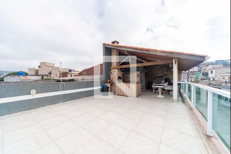 Casa à venda com 200m², 3 quartos e 3 vagas Casa à venda com 200m², 3 quartos e 3 vagasCobertura e Área Gourmet
