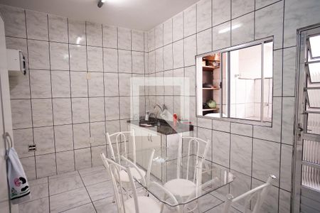 Apartamento à venda com 360m², 7 quartos e 3 vagas Apartamento à venda com 360m², 7 quartos e 3 vagasCozinha casa 2