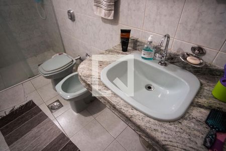 Apartamento à venda com 360m², 7 quartos e 3 vagas Apartamento à venda com 360m², 7 quartos e 3 vagasBanheiro casa 4