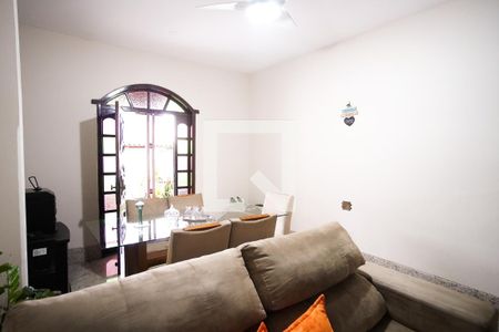 Sala 1 Casa 1 de apartamento para alugar com 7 quartos, 360m² em Alípio de Melo, Belo Horizonte