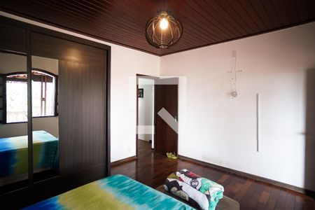 Apartamento à venda com 360m², 7 quartos e 3 vagas Apartamento à venda com 360m², 7 quartos e 3 vagasQuarto 1 casa 4