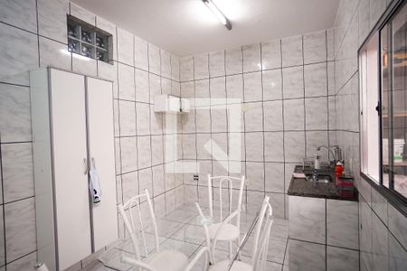 Apartamento à venda com 360m², 7 quartos e 3 vagas Apartamento à venda com 360m², 7 quartos e 3 vagasCozinha casa 2