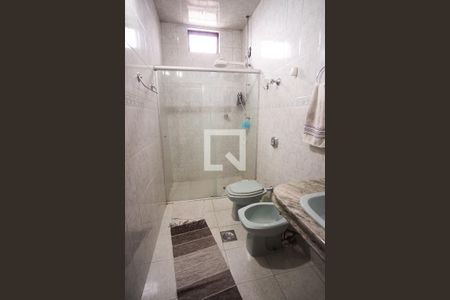 Apartamento à venda com 360m², 7 quartos e 3 vagas Apartamento à venda com 360m², 7 quartos e 3 vagasBanheiro casa 4