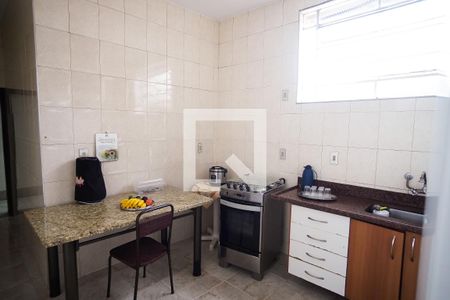 Apartamento à venda com 360m², 7 quartos e 3 vagas Apartamento à venda com 360m², 7 quartos e 3 vagasCozinha casa 1