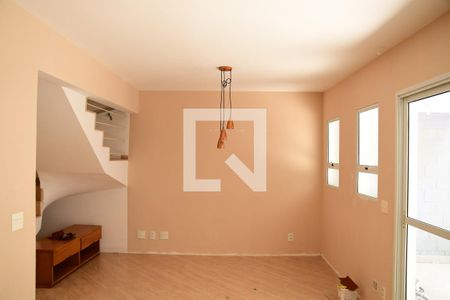 Sala de casa de condomínio para alugar com 3 quartos, 120m² em Granja Viana Ii, Cotia