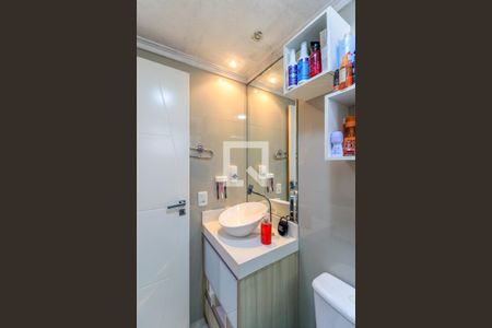 Apartamento à venda com 68m², 2 quartos e 1 vaga Apartamento à venda com 68m², 2 quartos e 1 vagaBanheiro da Suíte