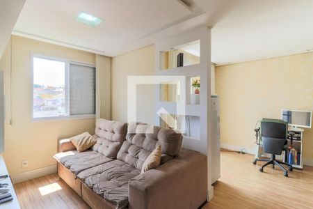 Sala de TV de apartamento à venda com 2 quartos, 68m² em Vila das Belezas, São Paulo