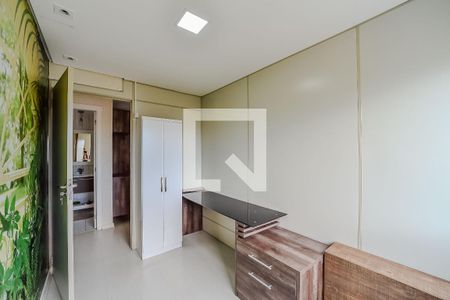 Quarto 1 de apartamento à venda com 3 quartos, 70m² em Vila Ipiranga, Porto Alegre