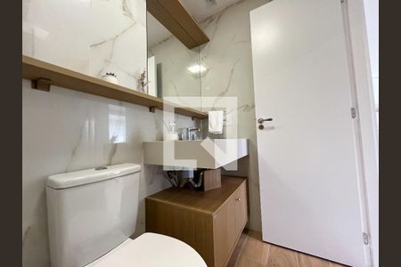 Apartamento à venda com 68m², 2 quartos e 1 vaga Apartamento à venda com 68m², 2 quartos e 1 vagaBanheiro