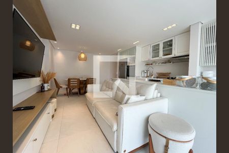 Sala  de apartamento à venda com 2 quartos, 68m² em Jardim Prudência, São Paulo