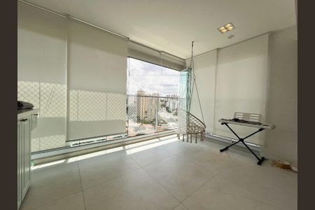 Sala  de apartamento à venda com 2 quartos, 68m² em Jardim Prudência, São Paulo