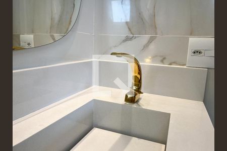 Apartamento à venda com 68m², 2 quartos e 1 vaga Apartamento à venda com 68m², 2 quartos e 1 vagaBanheiro