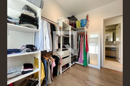 Apartamento à venda com 68m², 2 quartos e 1 vaga Apartamento à venda com 68m², 2 quartos e 1 vagaCloset