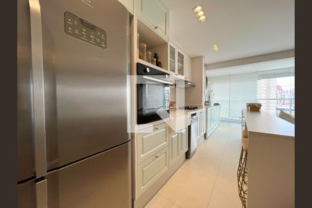 Apartamento à venda com 68m², 2 quartos e 1 vaga Apartamento à venda com 68m², 2 quartos e 1 vagaCozinha