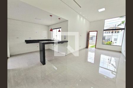 Sala e cozinha de casa à venda com 3 quartos, 95m² em Jardim Imperial, Lagoa Santa