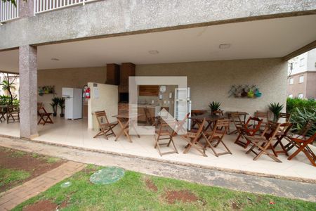 Apartamento para alugar com 44m², 2 quartos e 1 vaga Apartamento para alugar com 44m², 2 quartos e 1 vagaÁrea comum - Churrasqueira