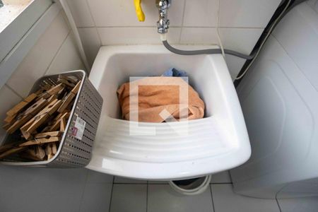 Apartamento à venda com 81m², 3 quartos e 1 vagaÁrea de Serviço