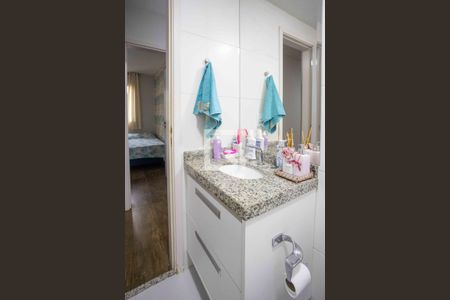 Apartamento à venda com 81m², 3 quartos e 1 vagaBanheiro Social