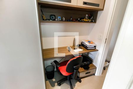 Apartamento à venda com 96m², 3 quartos e 2 vagasDetalhe - suíte