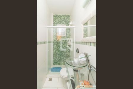 Casa à venda com 240m², 3 quartos e 2 vagas Casa à venda com 240m², 3 quartos e 2 vagasBanheiro Social 1