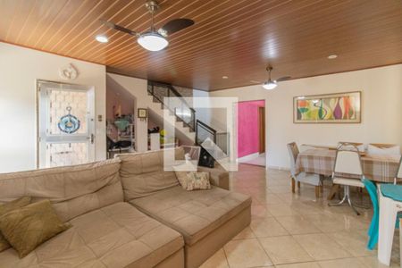 Sala de casa à venda com 3 quartos, 240m² em Penha Circular, Rio de Janeiro