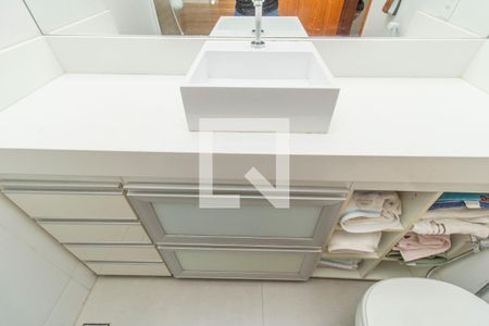 Casa à venda com 240m², 3 quartos e 2 vagas Casa à venda com 240m², 3 quartos e 2 vagasDetalhe do Banheiro da Suíte